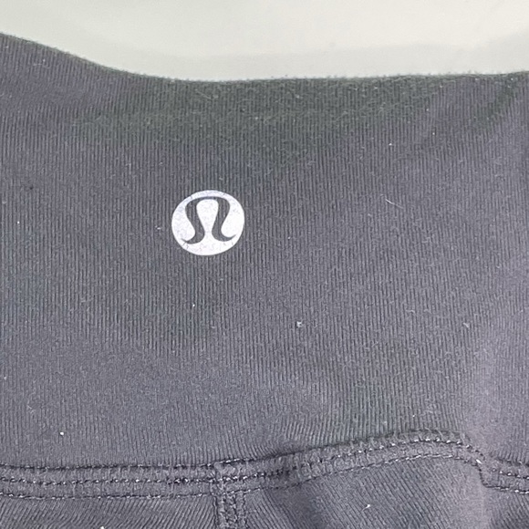 Lululemon Athletica Womens Size 4 Black Stretch Leggings Pants - Picture 2 of 7